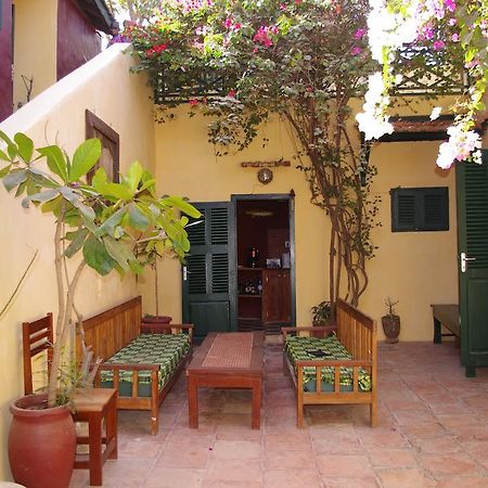 Maison Augustin Ly Gorée Dış mekan fotoğraf