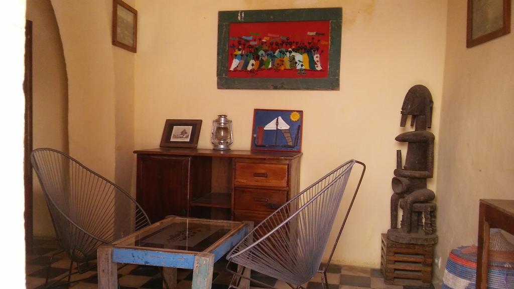 Maison Augustin Ly Gorée Dış mekan fotoğraf