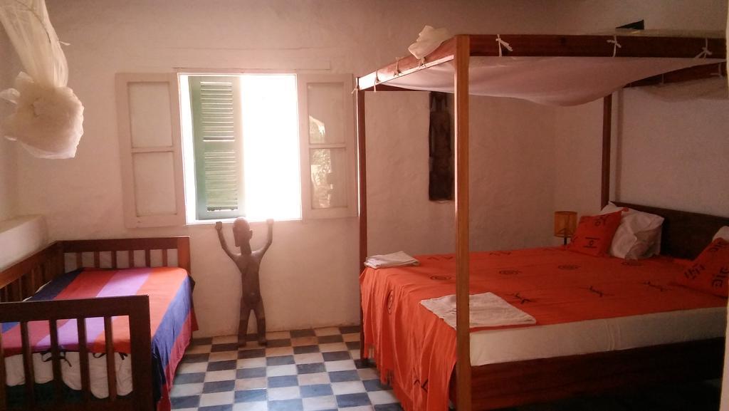 Maison Augustin Ly Gorée Dış mekan fotoğraf
